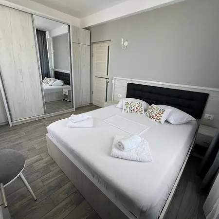 Ida Aparthotel