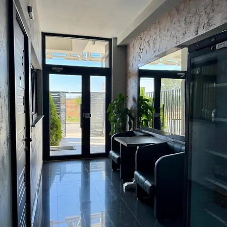 Ida Hotel apartamentowy Năvodari